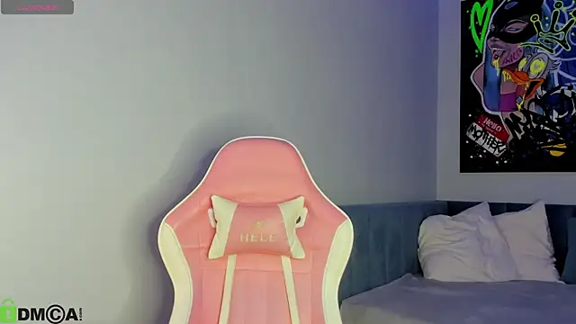 Jennifer Wadee online show from December 2025 12:22:01 AM