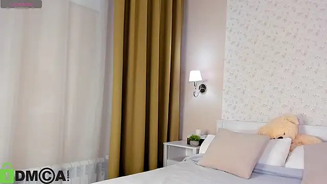 Jennifer Wadee online show from March 2026 11:39:01 PM