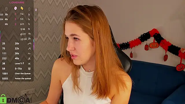 Jennifer Wadee online show from November 2025 12:28:02 AM