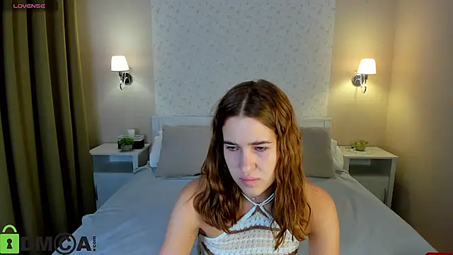 Jennifer Wadee online show from April 2026 11:05:01 PM