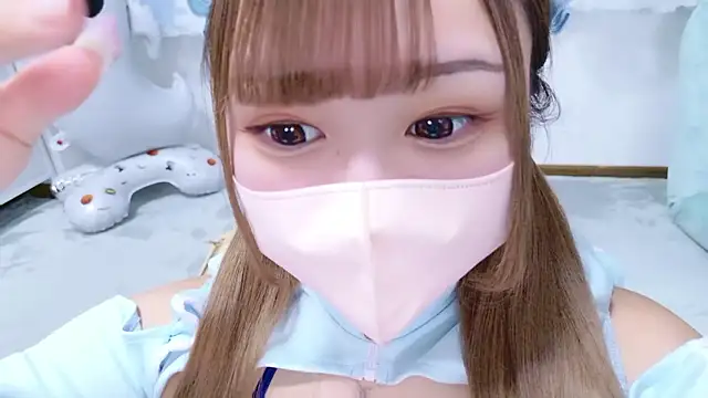 Snapshot of MAIKA_pyon chatting on October 2025 05:14:02 PM MAIKA pyon online show from October 2025 05:14:02 PM