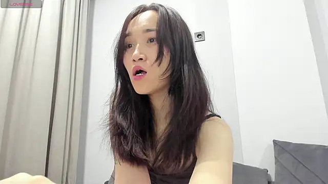 aenie online show from January 2025 03:46:02 PM