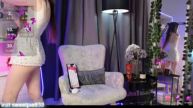 Anal Girl  online show from February 2026 04:18:02 PM