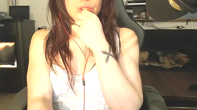 Snapshot of complicata_mente chatting on March 2025 05:20:01 PM complicata mente online show from March 2025 05:20:01 PM