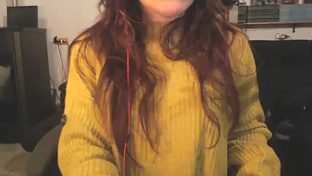 Snapshot of complicata_mente chatting on March 2025 09:37:01 PM complicata mente online show from March 2025 09:37:01 PM