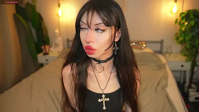 Devilsss toy online show from December 2025 03:46:02 PM