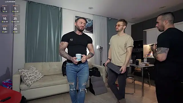 Snapshot of Alex_xxx chatting on November 2025 03:28:02 PM Alex xxx online show from November 2025 03:28:02 PM