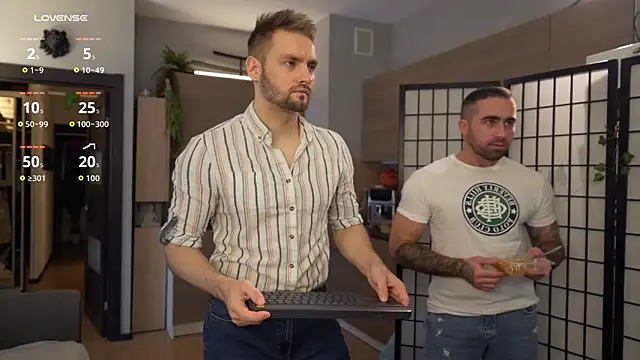 Snapshot of Alex_xxx chatting on October 2025 03:30:01 PM Alex xxx online show from October 2025 03:30:01 PM