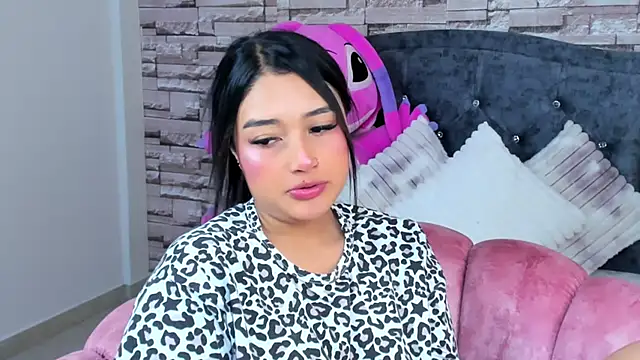 Snapshot of valery_Grecoo chatting on December 2024 09:06:01 PM valery Grecoo online show from December 2024 09:06:01 PM