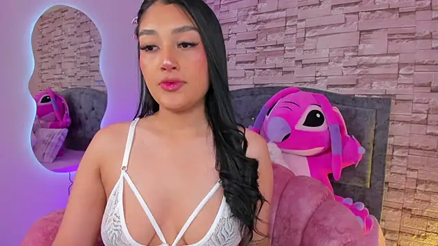 Snapshot of valery_Grecoo chatting on January 2025 03:11:02 AM valery Grecoo online show from January 2025 03:11:02 AM