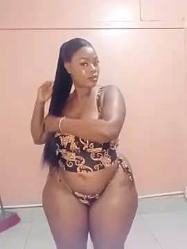 Luciouslips00 online show from April 2026 03:27:01 PM