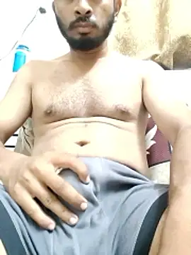 Punekarmanoj97 online show from May 2026 07:11:02 PM