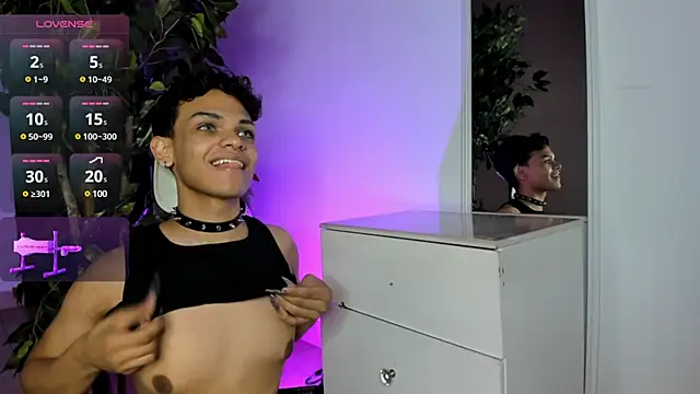 Snapshot of matt_wesley chatting on December 2024 11:39:02 AM matt wesley online show from December 2024 11:39:02 AM