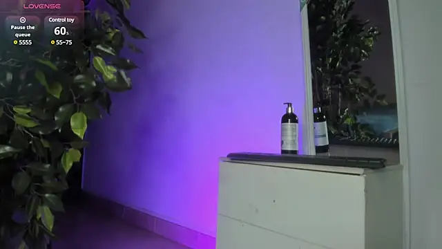 Snapshot of matt_wesley chatting on January 2025 05:52:01 AM matt wesley online show from January 2025 05:52:01 AM