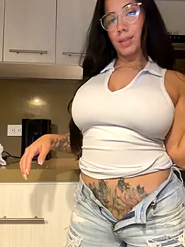 AndyFire69 online show from November 2025 06:06:01 AM