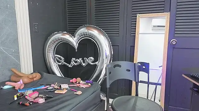 haileycat online show from March 2026 02:36:02 AM