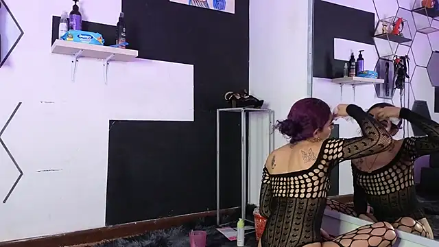 haileycat online show from December 2025 01:16:01 AM