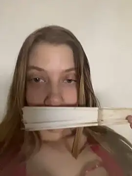 Snapshot of Mandispandis1 chatting on January 2025 08:28:02 PM Mandispandis1 online show from January 2025 08:28:02 PM