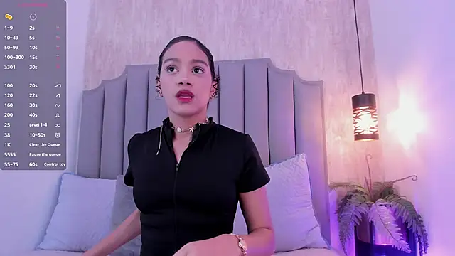 Snapshot of Alahia_Baiter chatting on March 2025 12:23:02 PM Alahia Baiter online show from March 2025 12:23:02 PM