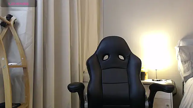 jonhklleyn online show from July 2026 07:47:02 PM