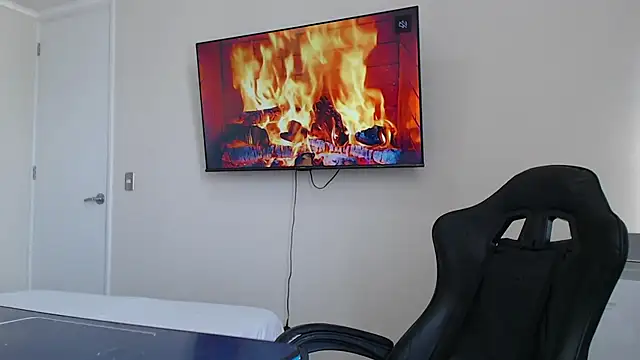 jonhklleyn online show from January 2026 06:58:01 PM