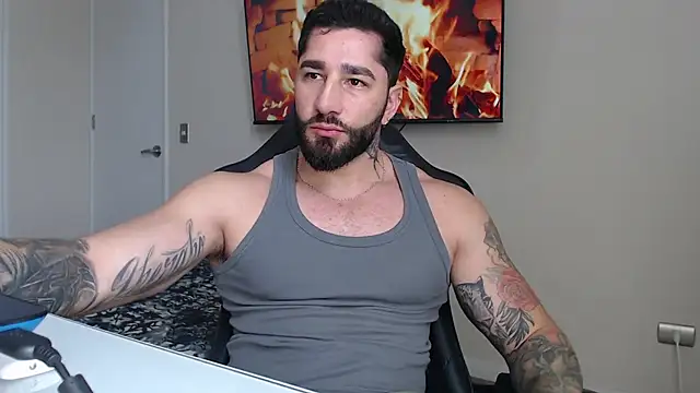 jonhklleyn online show from October 2025 05:45:01 PM