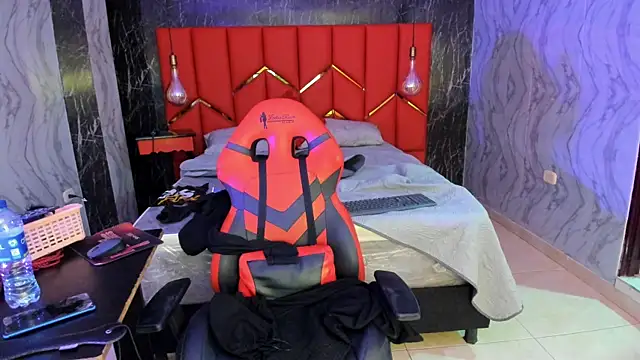 Snapshot of SLUTTY_MILA chatting on December 2024 09:49:02 AM SLUTTY MILA online show from December 2024 09:49:02 AM