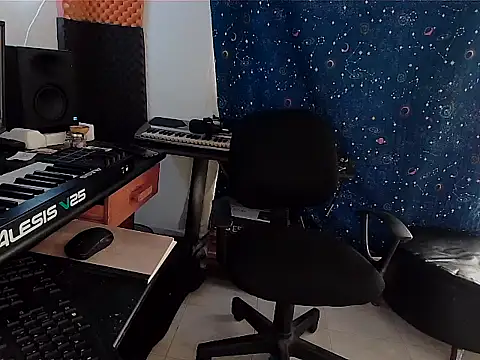 Snapshot of patrik_tattoo_ chatting on March 2025 04:02:01 PM patrik tattoo online show from March 2025 04:02:01 PM