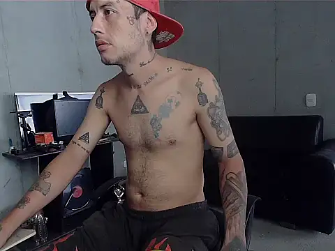 Snapshot of patrik_tattoo_ chatting on March 2026 05:35:01 PM patrik tattoo online show from March 2026 05:35:01 PM