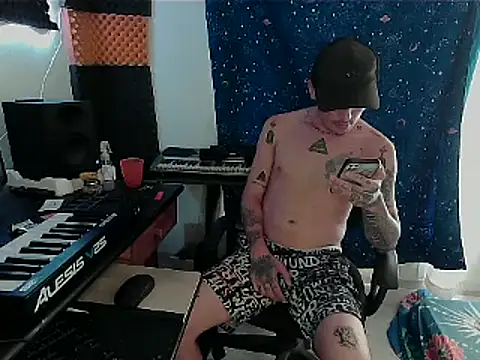 Snapshot of patrik_tattoo_ chatting on March 2025 06:11:02 PM patrik tattoo online show from March 2025 06:11:02 PM