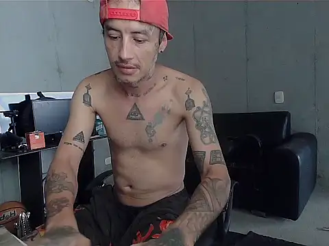 Snapshot of patrik_tattoo_ chatting on April 2026 05:14:01 PM patrik tattoo online show from April 2026 05:14:01 PM