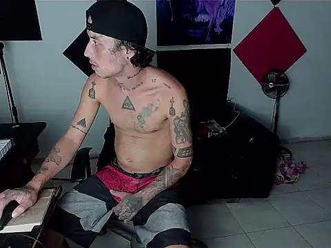 Snapshot of patrik_tattoo_ chatting on October 2025 09:16:01 PM patrik tattoo online show from October 2025 09:16:01 PM