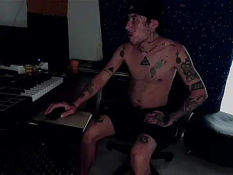 Snapshot of patrik_tattoo_ chatting on March 2025 12:39:02 PM patrik tattoo online show from March 2025 12:39:02 PM