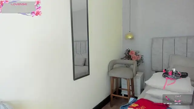 tutu milf online show from June 2026 12:17:02 PM