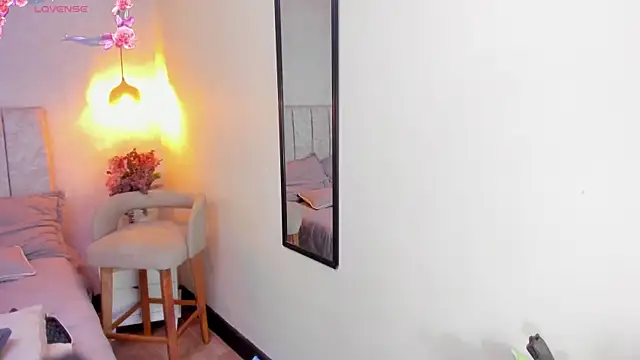 tutu milf online show from February 2026 12:04:02 PM