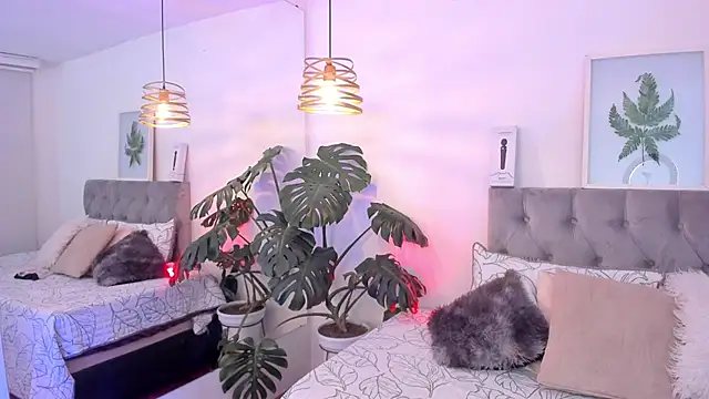 Kitty Pam online show from November 2025 09:07:01 PM