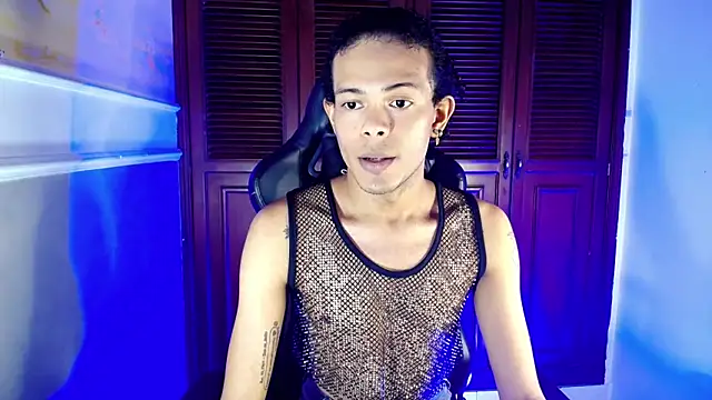 Snapshot of rose_Skinny_ chatting on September 2025 10:48:02 PM rose Skinny online show from September 2025 10:48:02 PM