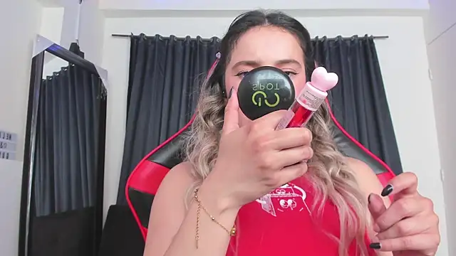 Keyth clement online show from April 2026 07:09:01 PM