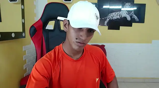 mau elixxx online show from January 2025 03:13:01 AM