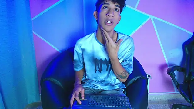 hares mds online show from December 2025 01:43:02 PM