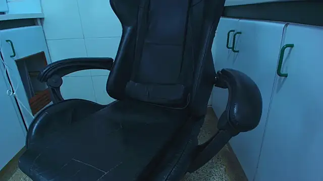 Snapshot of hares_mds chatting on January 2026 07:12:01 PM hares mds online show from January 2026 07:12:01 PM