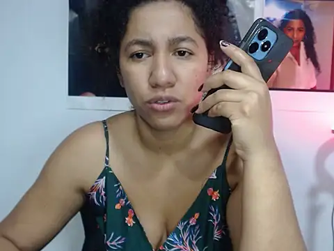 bellacrespalatina online show from October 2025 10:33:01 PM