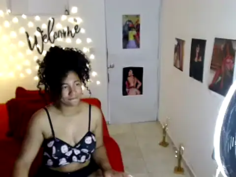 bellacrespalatina online show from December 2024 07:21:01 PM