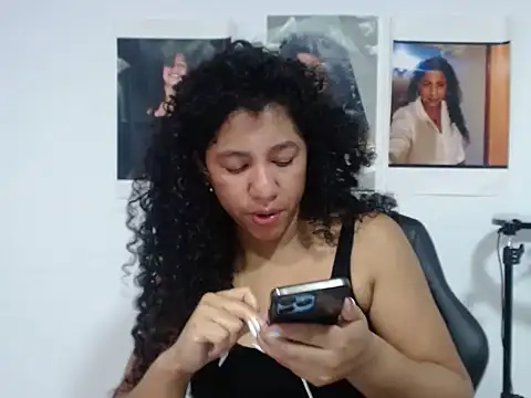 bellacrespalatina online show from October 2025 08:17:02 PM