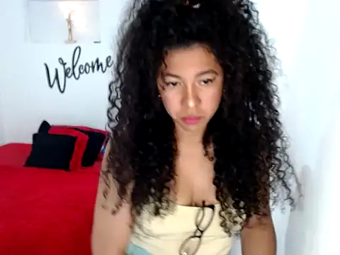 bellacrespalatina online show from September 2025 09:16:02 PM
