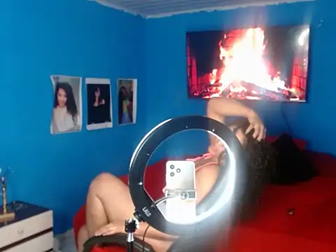 bellacrespalatina online show from November 2025 02:45:02 AM