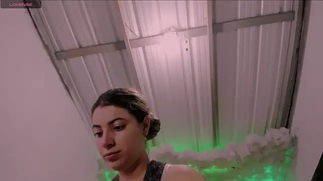 Lauu G online show from February 2025 02:25:01 AM