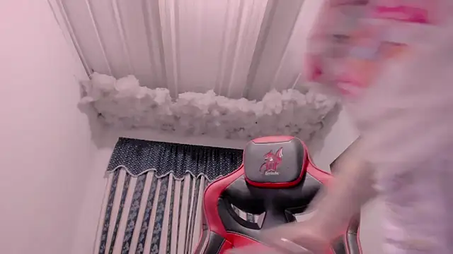 Lauu G online show from September 2025 09:21:01 AM