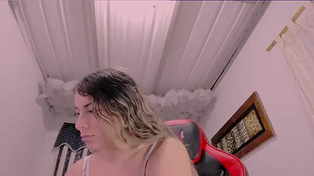 Lauu G online show from September 2025 09:34:02 AM