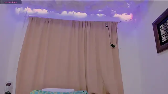 Lauu G online show from March 2025 02:36:01 AM